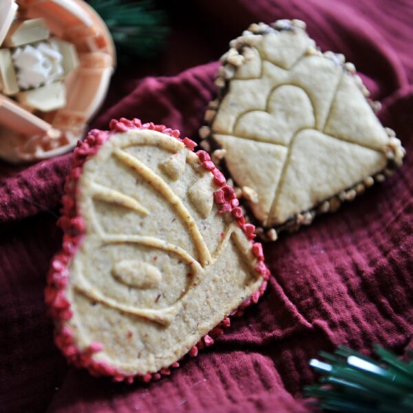 Biscuit Surprise - Coffret 3 Biscuits Saint Valentin + Bracelet – Image 3