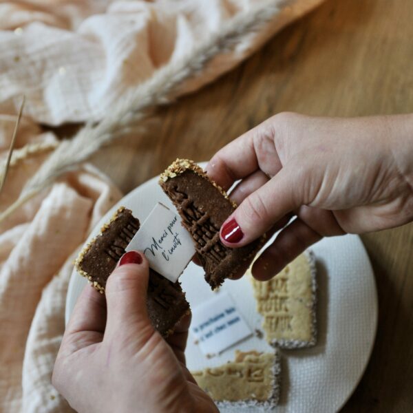 Biscuit Suprise - Les fleurs c'est naze – Image 4