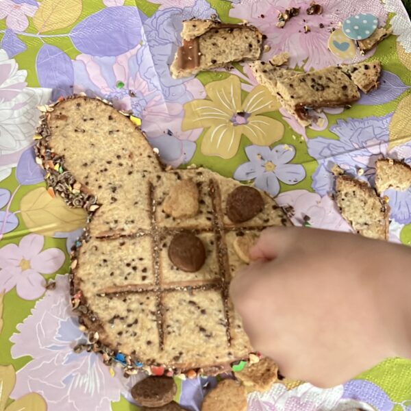 Biscuit Surprise Lapin XXL – Le jeu gourmand et surprenant ! – Image 4