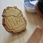 Biscuit personnalise avec coeur et inscription Papa pour offrir a la fete des peres